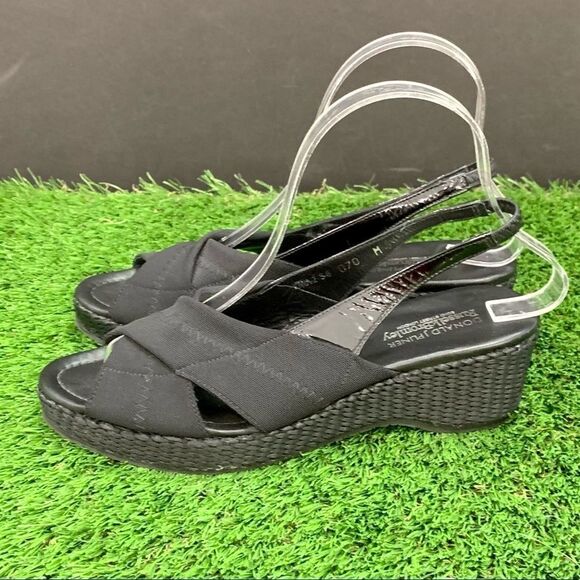 Donald J. Pliner Slingback Woven Wedge Sandals. - Picture 4 of 11